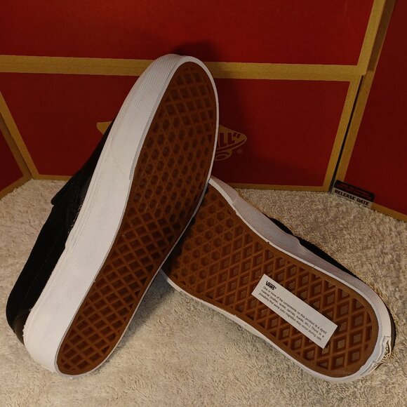 VANS Men's 4.5/Women's 6 Leather Slip On Black/Gray Checkerboard - Picture 5 of 12